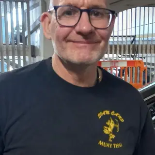 MARTIN HOLT