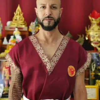LEE SAHATBAKHSH