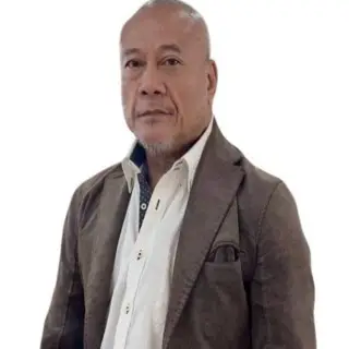 Sagat Phornthawee (Chanakhotcharoj) Wongkotchamethee